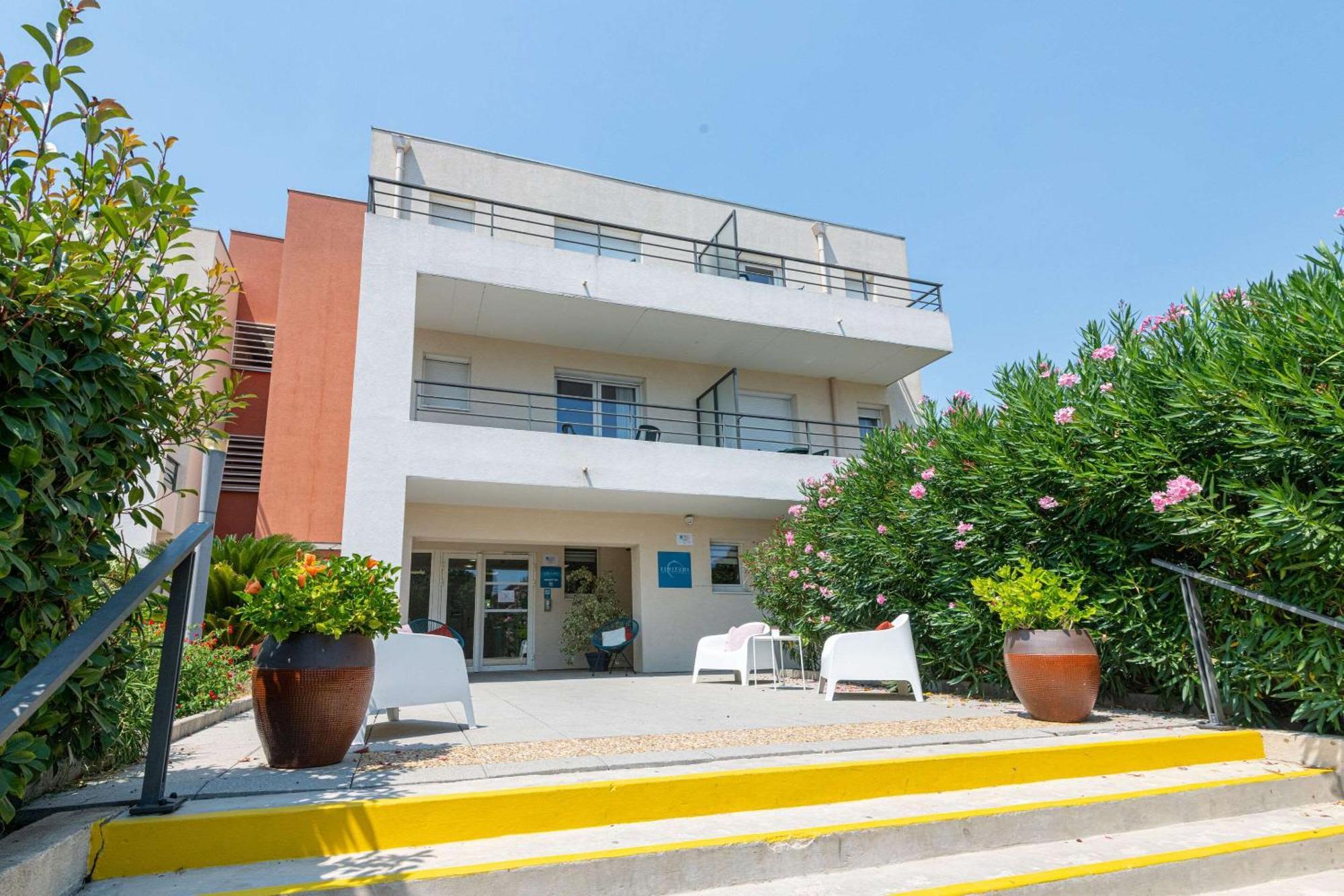 Comfort Aparthotel Cannes Mandelieu المظهر الخارجي الصورة