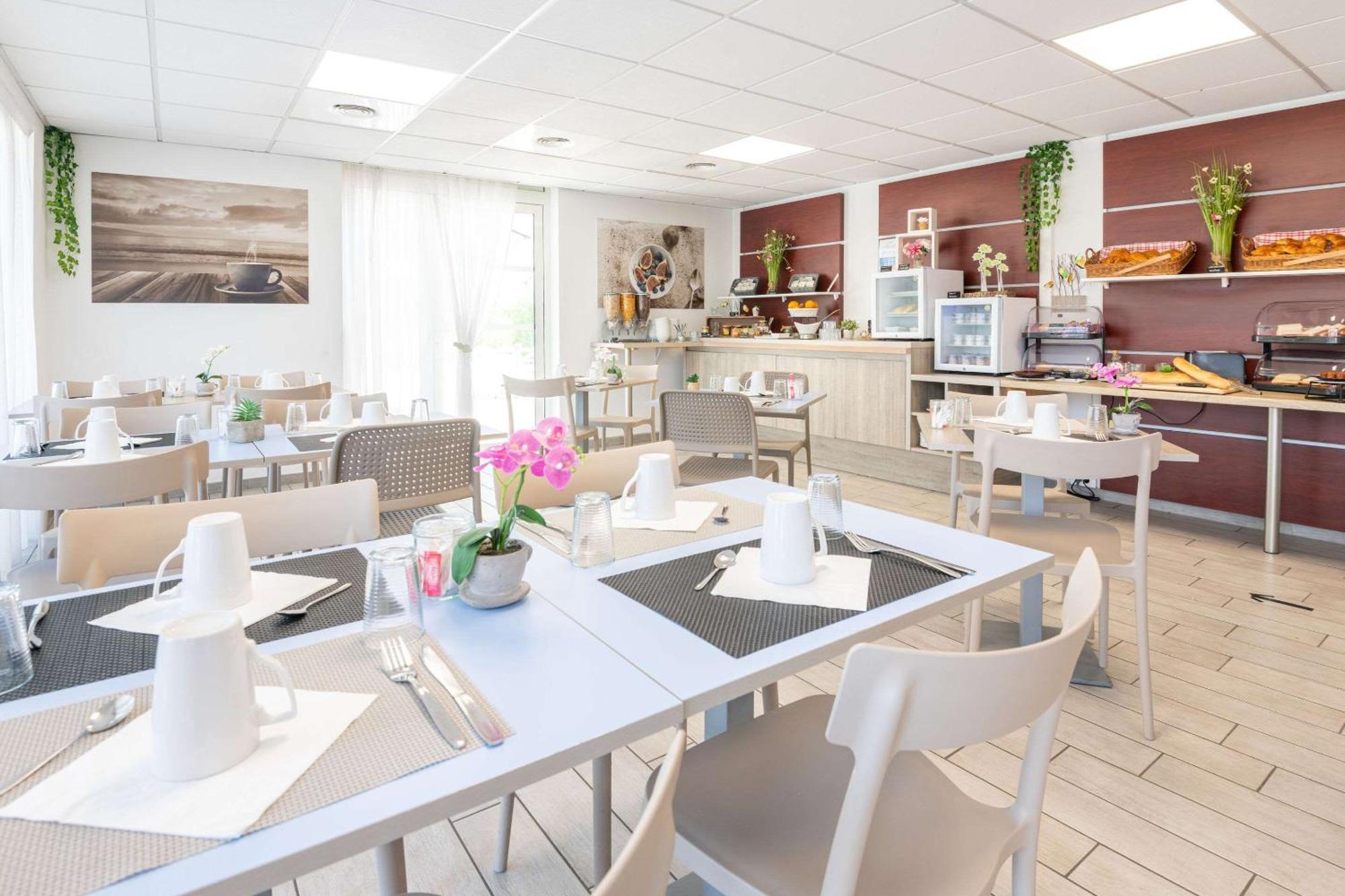 Comfort Aparthotel Cannes Mandelieu المظهر الخارجي الصورة