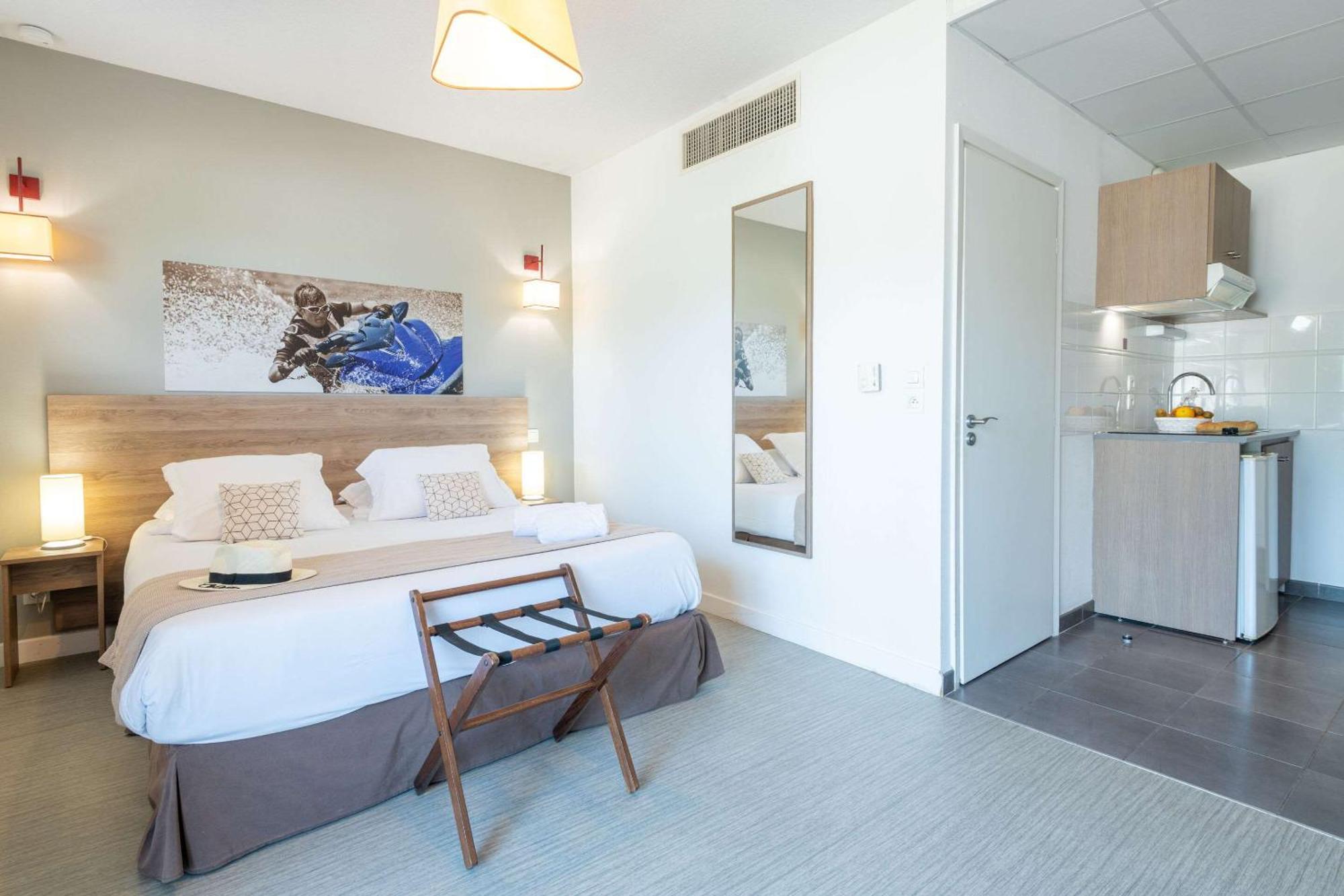 Comfort Aparthotel Cannes Mandelieu المظهر الخارجي الصورة