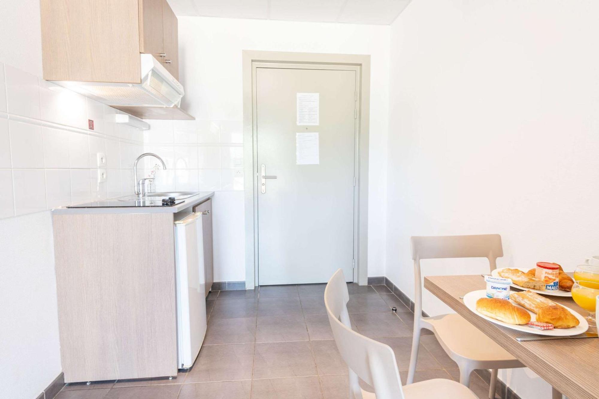 Comfort Aparthotel Cannes Mandelieu المظهر الخارجي الصورة