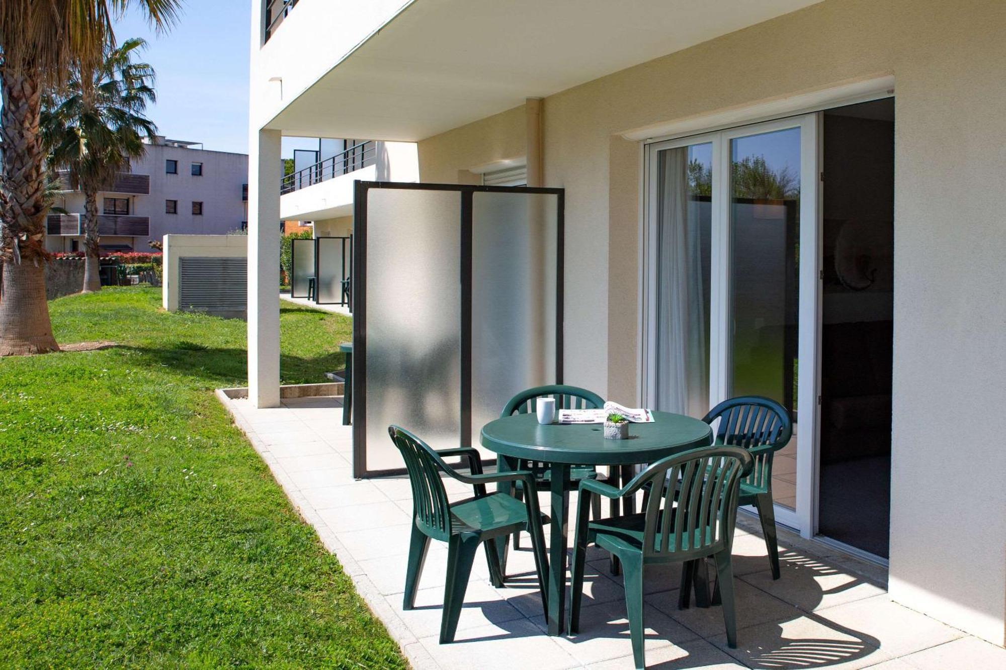 Comfort Aparthotel Cannes Mandelieu المظهر الخارجي الصورة